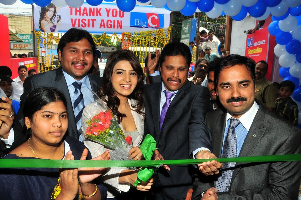 Samantha at BigC 100th Show Room Opening Pictures | Picture 58809